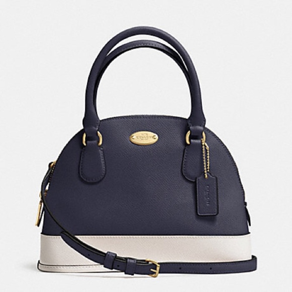 ❗️❗️NWT Navy Coach Mini Handbag/Crossbody ❗️❗️